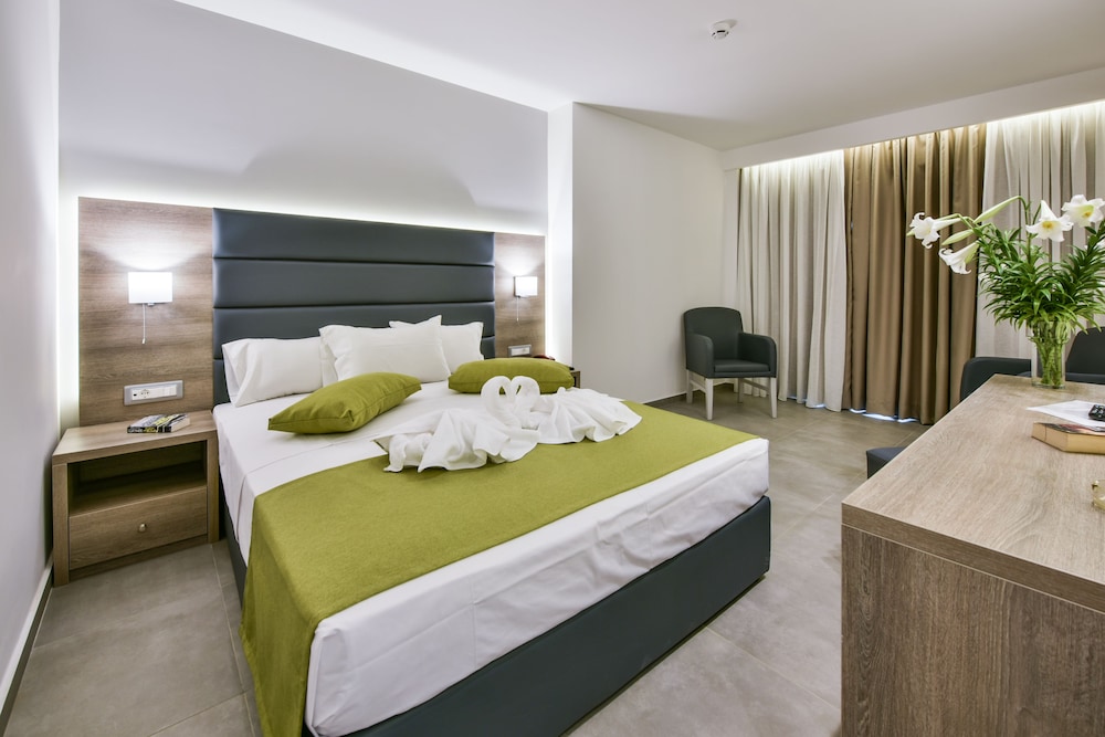 Superior Room, Sea View photo 2
