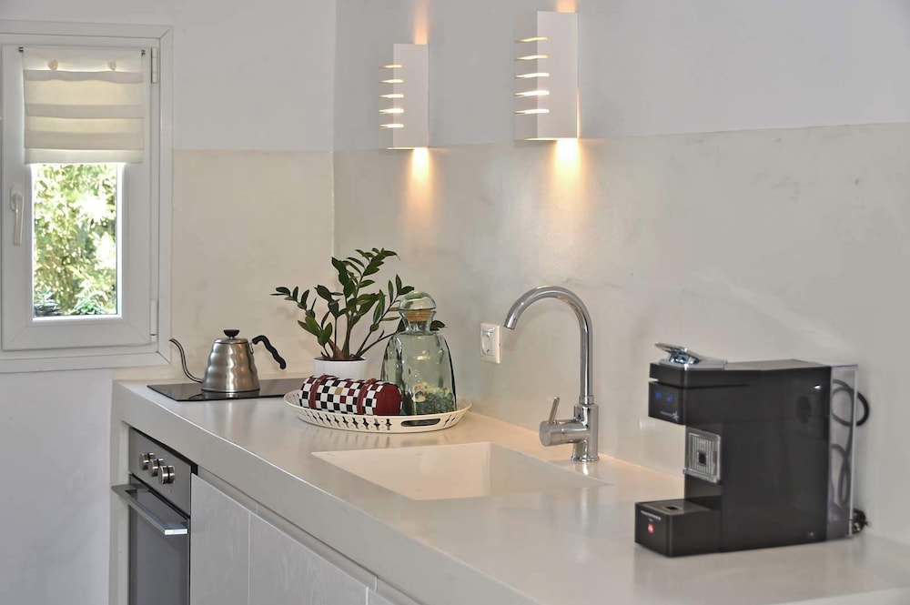 Villa (3) photo 2