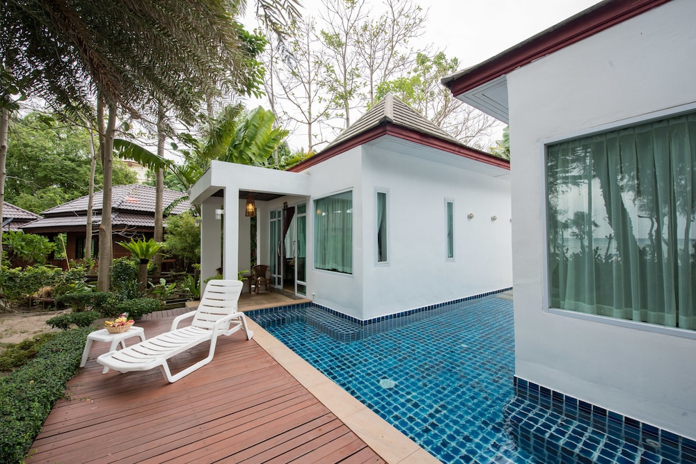 Villa, Beachside - Photo 10