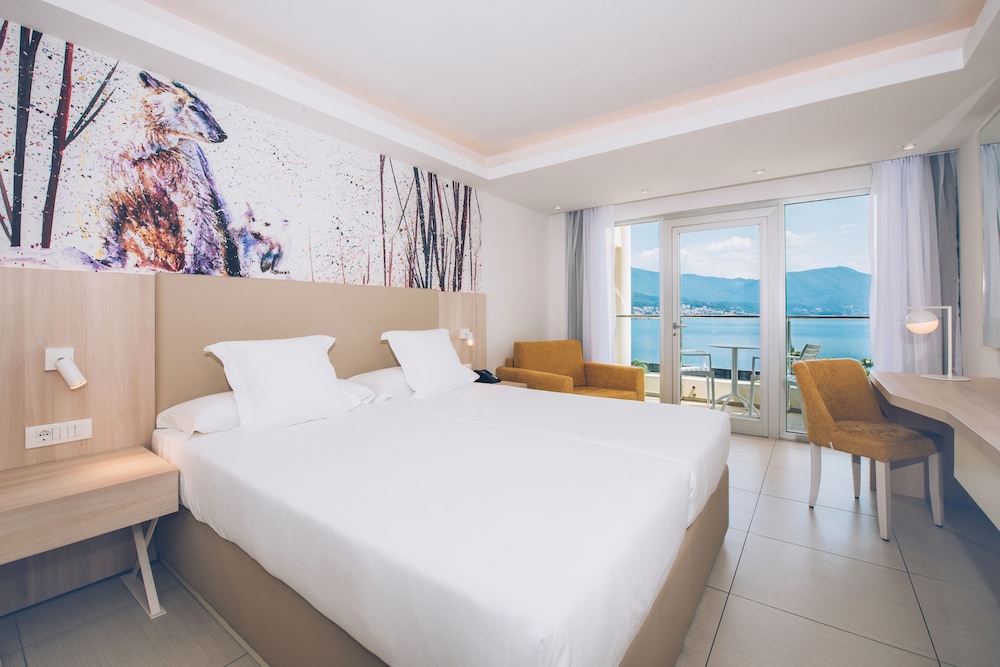 Double Room, Connecting Rooms, Sea View photo 3