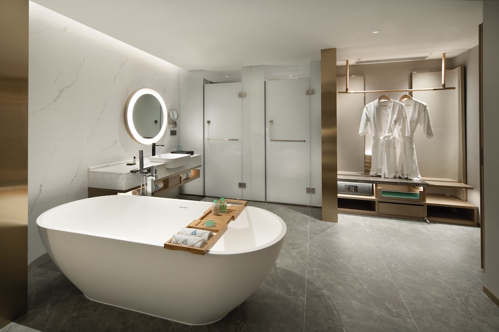 Deluxe Suite - Photo 4