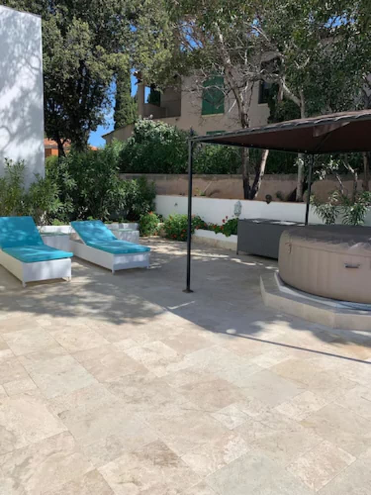 Suite, Hot Tub, Sea View photo 2