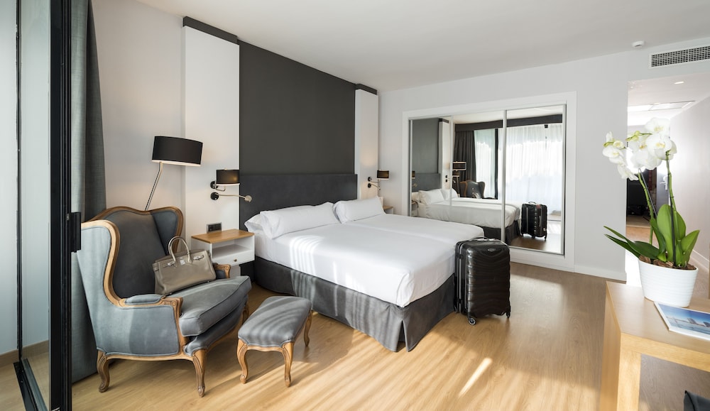 Junior Suite (2 pax)