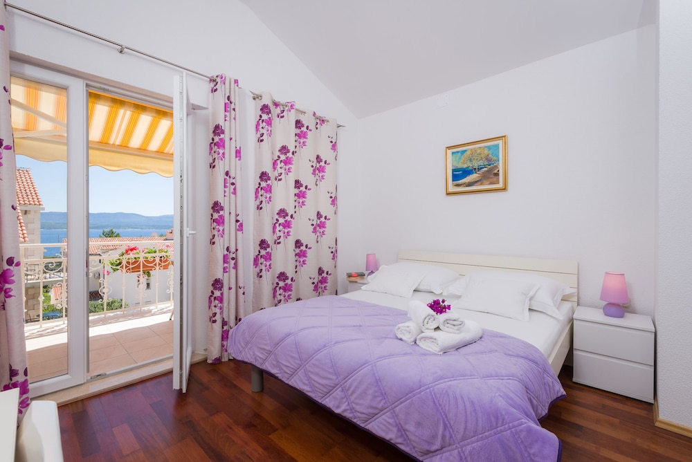 Apartamento, 2 Quartos, Varanda, Vista para o Mar (2)