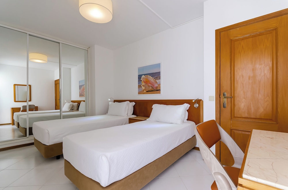 Apartment, 1 Bedroom, Sea View (Front) - Photo 8