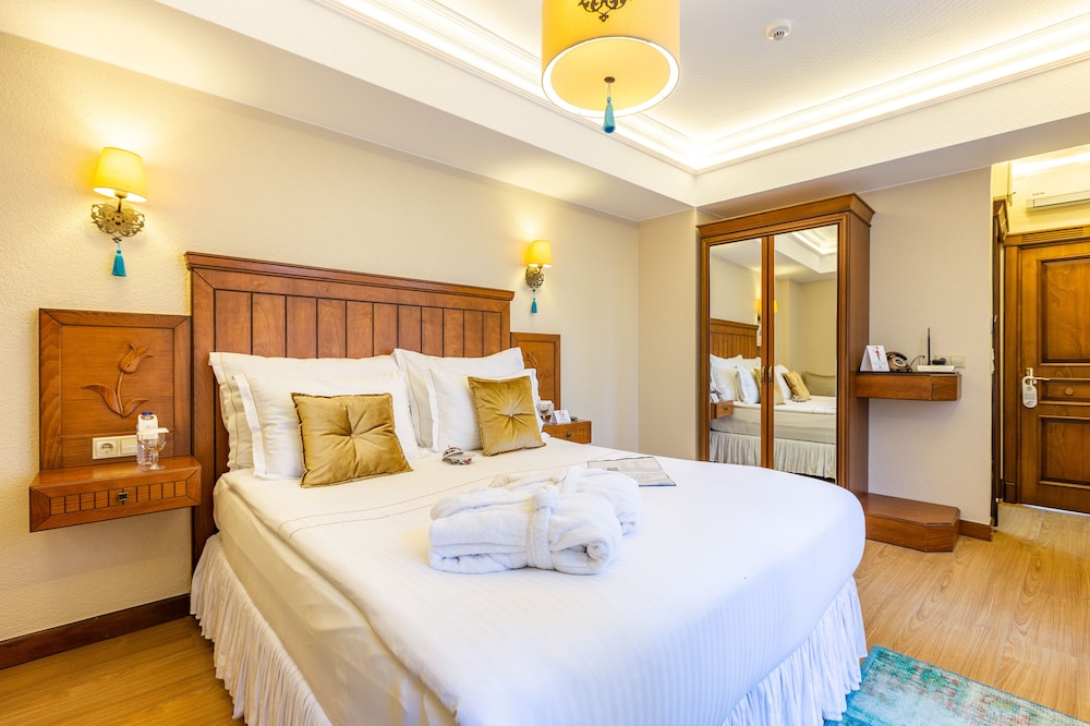 Superior Double Room with Private Hammam 20m2-Annex Building photo 3
