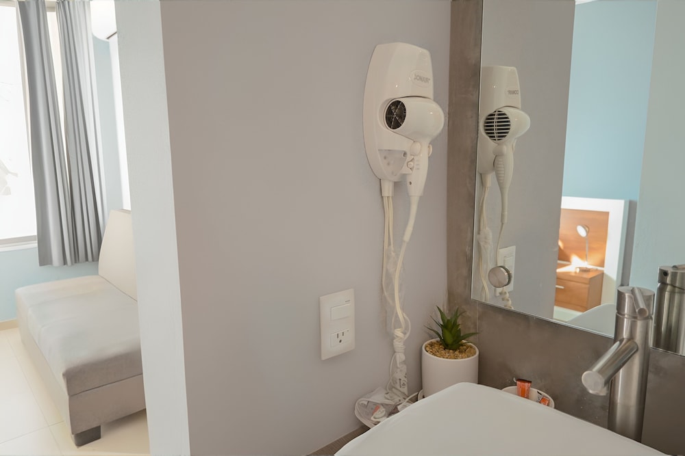 Superior Double Room, 1 Bedroom, Kitchen, Beach View photo 2