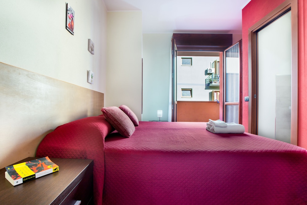 Standard Double or Twin Room, Ensuite, City View