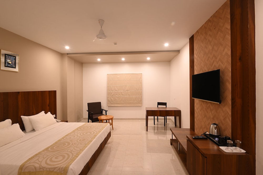 Deluxe Double Room photo 3