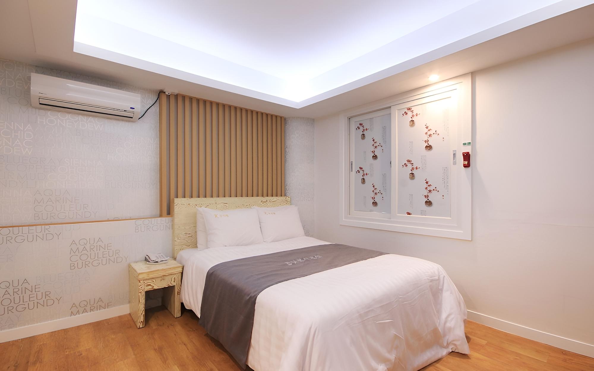 Room (Standard Room) photo 3