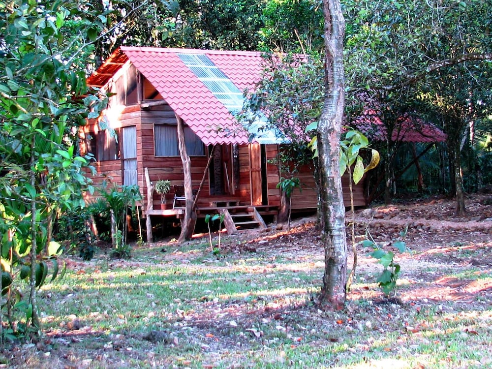 Basic Cabin, 2 Bedrooms, Private Bathroom, Courtyard View photo 1