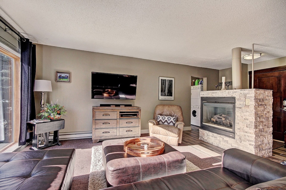 Condo, 3 Bedrooms