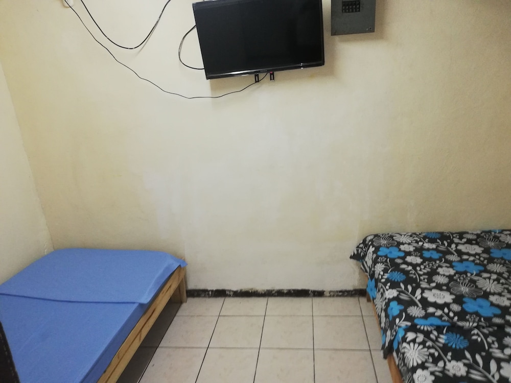 Family Triple Room, 1 Bedroom photo 3