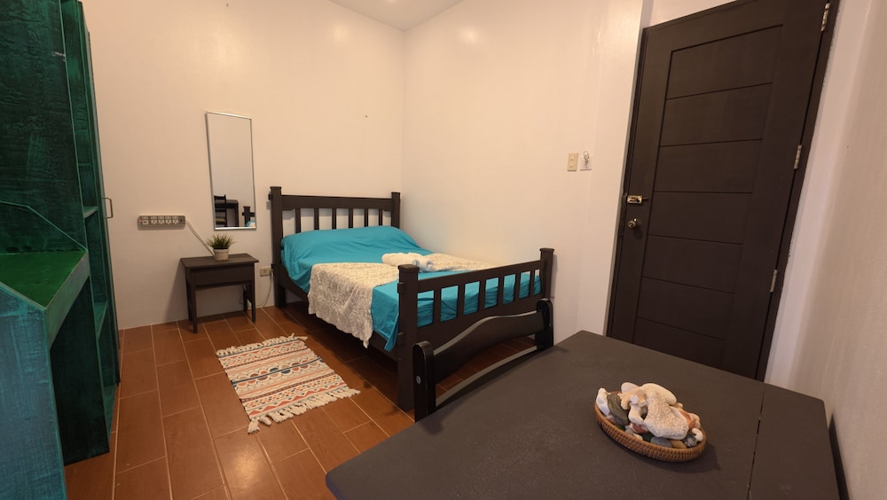 Basic Room photo 2