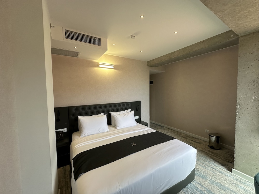 Premium Double Room photo 3