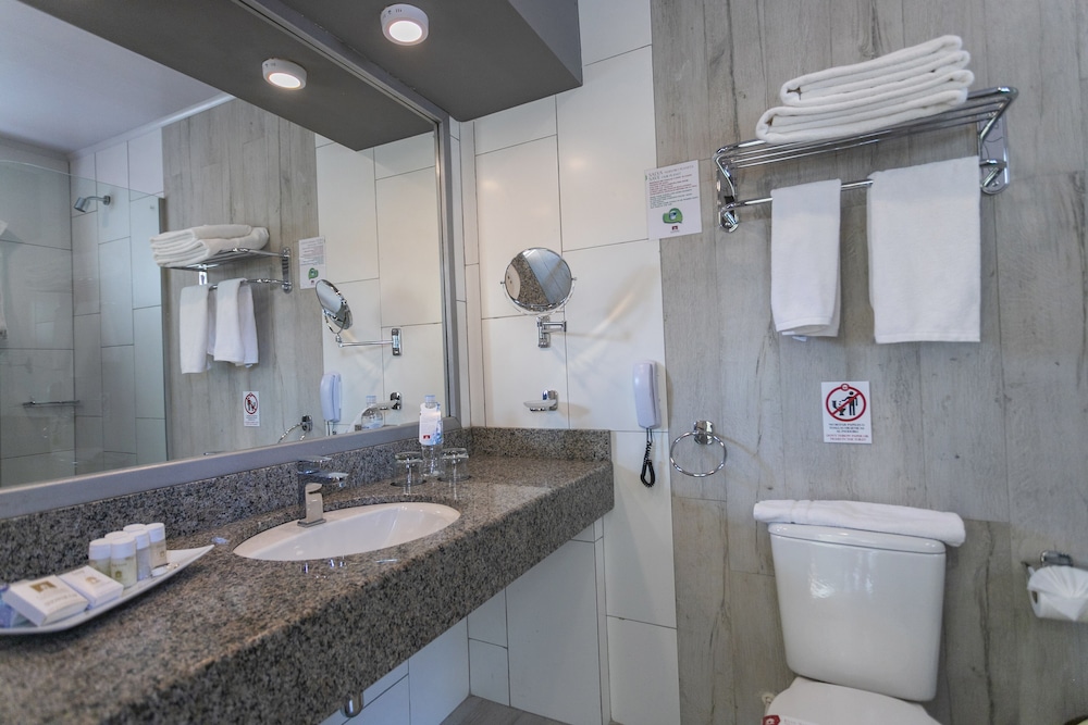 Family Suite (Cuadruple) photo 3