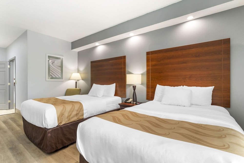 Standard Room, 2 Double Beds, Non Smoking - Photo 2