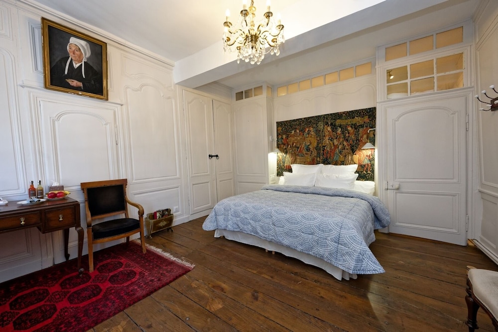 Superior Room, City View