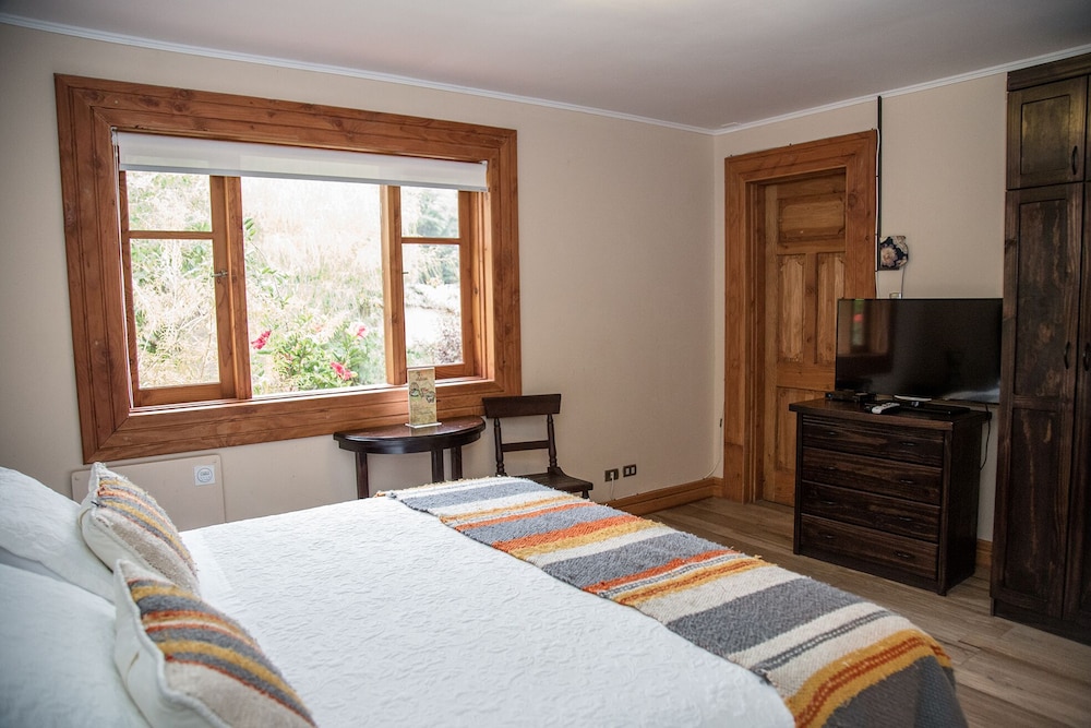 Standard Room photo 2