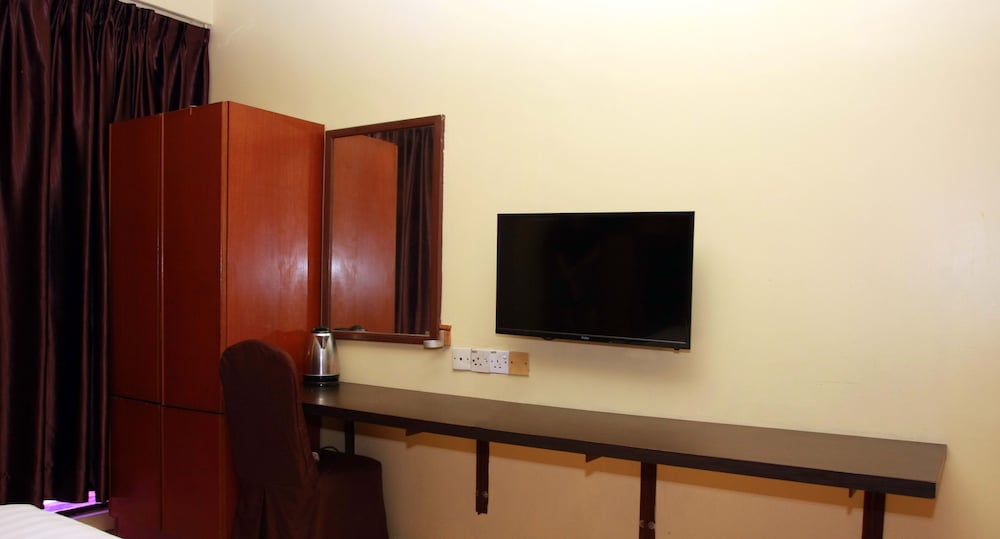 Grandeur Queen Room photo 3