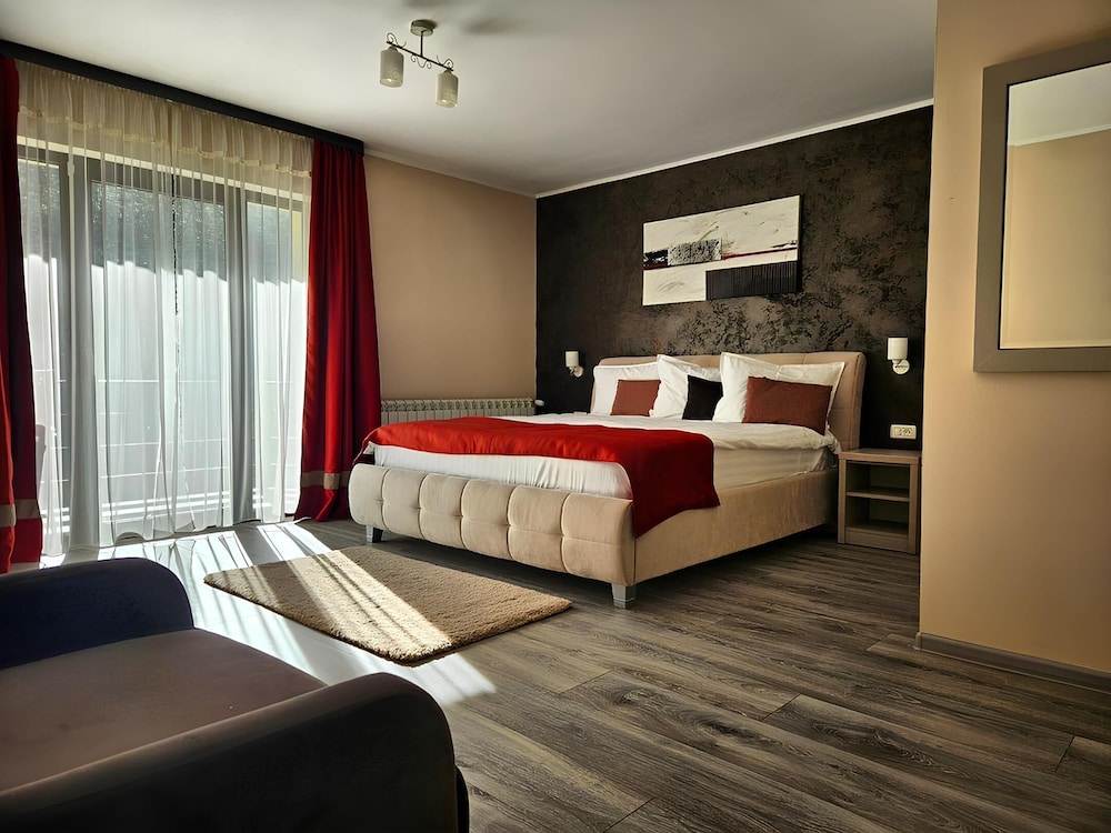 Room 18 photo 2