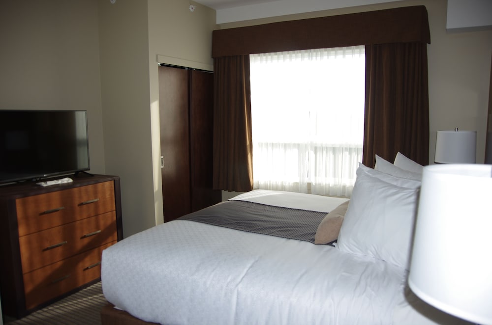 Suite, 2 Bedrooms, Non Smoking, Kitchen (Queen sofabed, Full Kitchen) photo 2