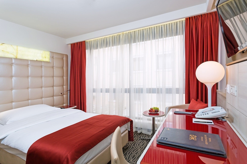 Standard Single Room
