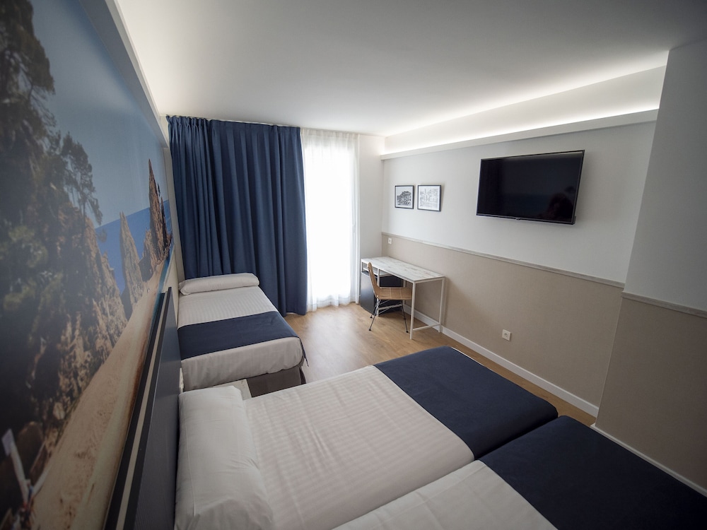 Superior Triple Room (3 Adults)