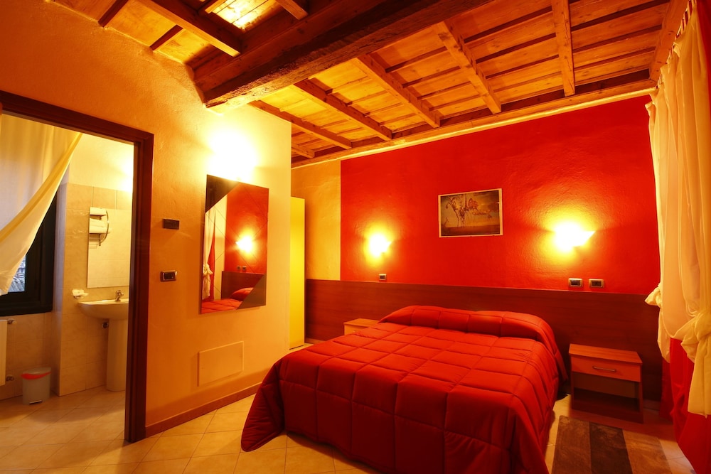 Double Room, 2 Twin Beds photo 2