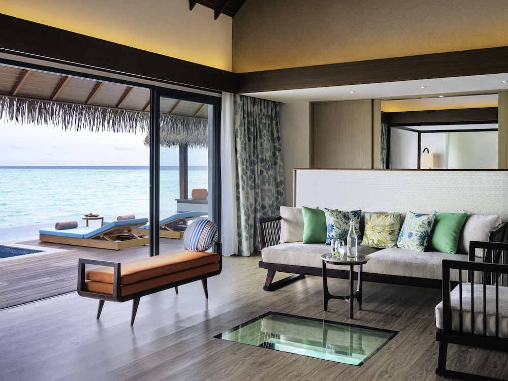 Suite, 1 King Bed