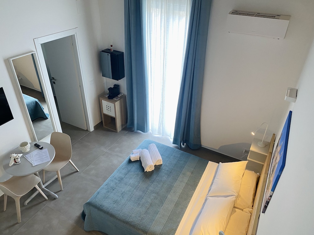 Superior Quadruple Room photo 2