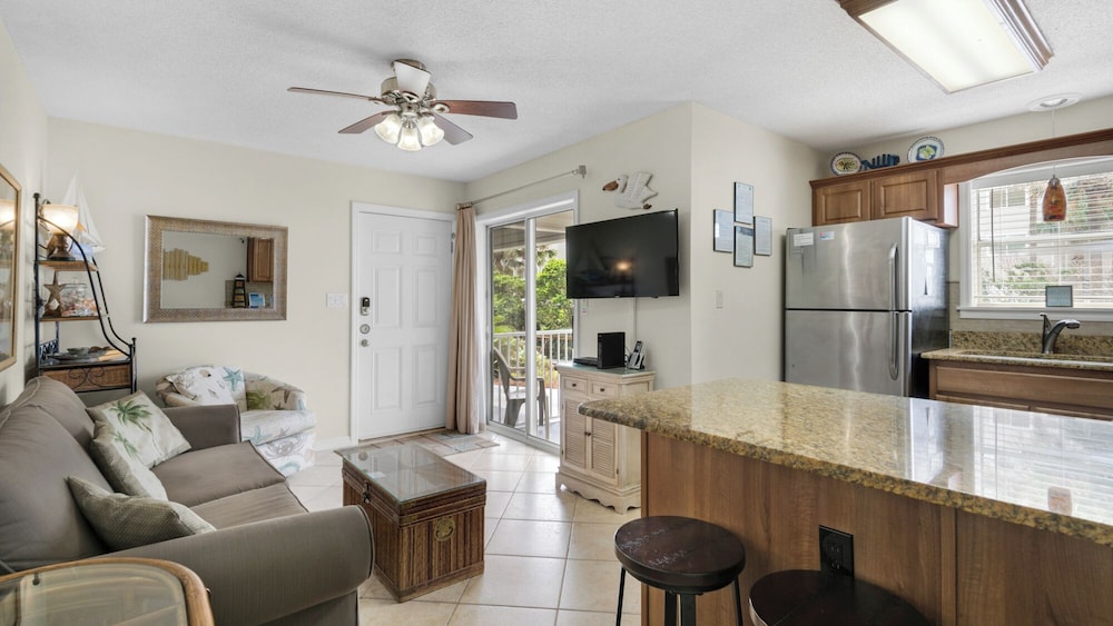 Condo, Multiple Beds, Patio, Ocean View (Beachside Villas 621) photo 2