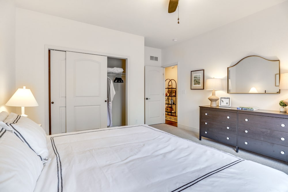 House (4 Bedrooms) photo 1