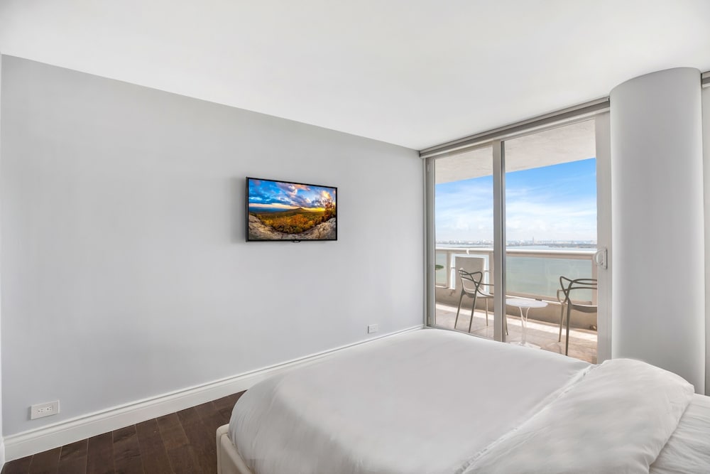 Penthouse, 2 Bedrooms, Bay View
