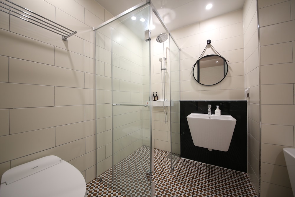 Deluxe Double Room - Photo 7