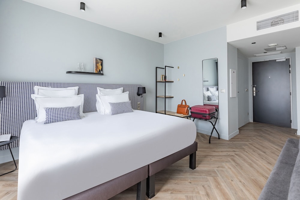 Family Studio, 1 Double Bed with Sofa bed - Photo 5
