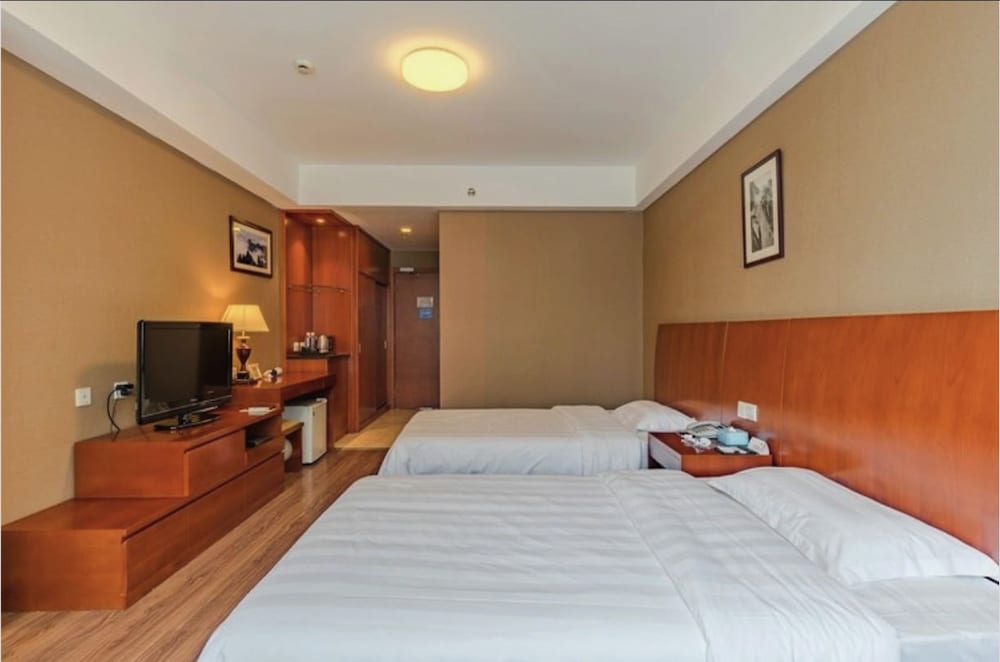 Basic Twin Room photo 3