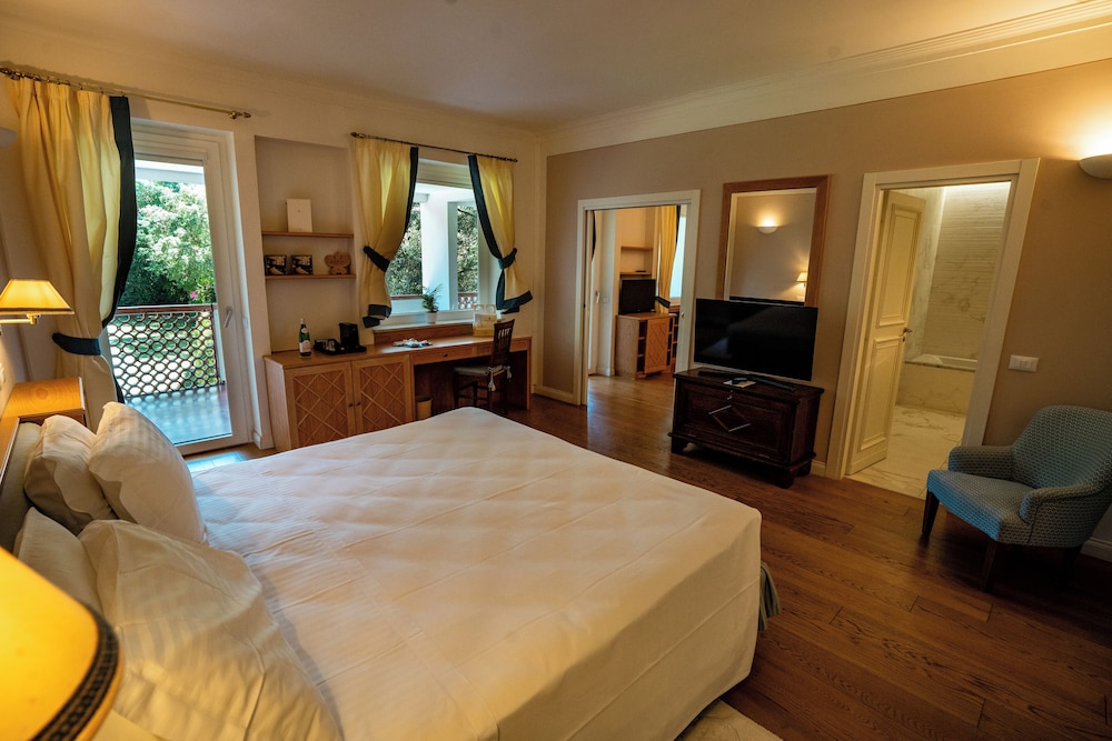 Junior Suite (Parkside) - Photo 8