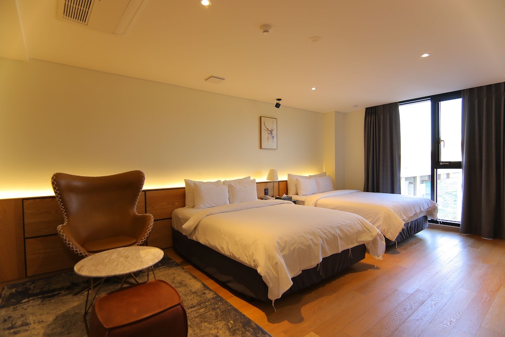 Deluxe Twin Room - Photo 4