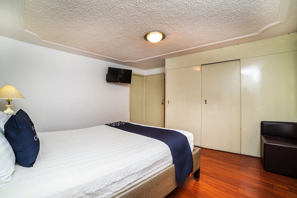 Standard Room photo 2