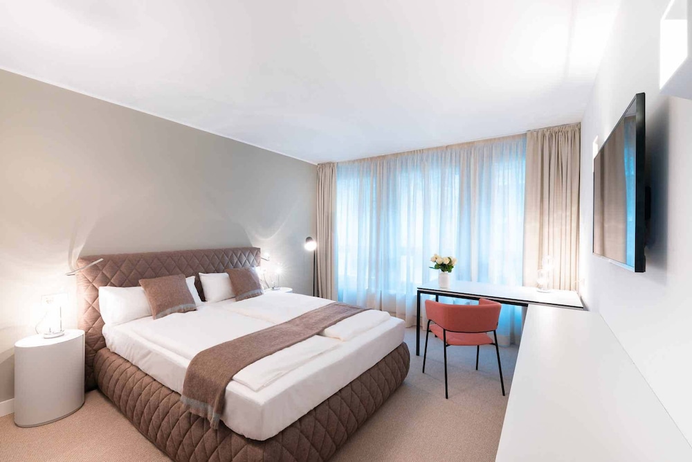 Comfort Apartment, 1 Queen Bed with Sofa bed photo 3