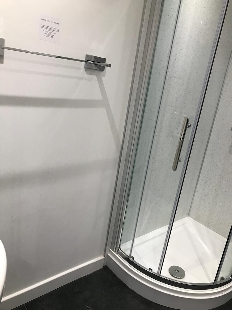 Standard Twin / Double (Room 1)