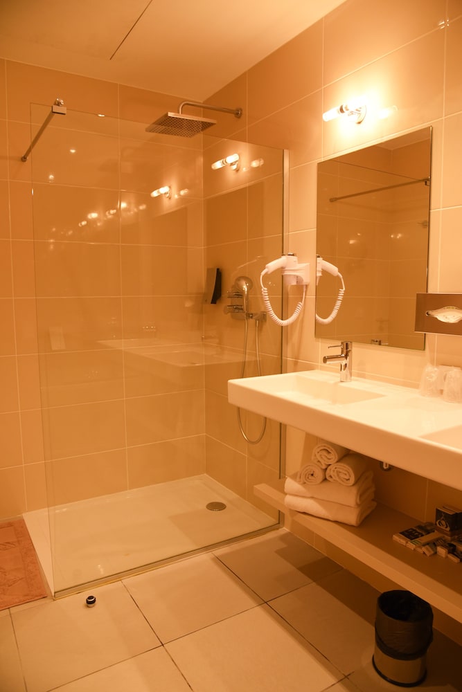 Superior Room, 1 Double Bed - Photo 7