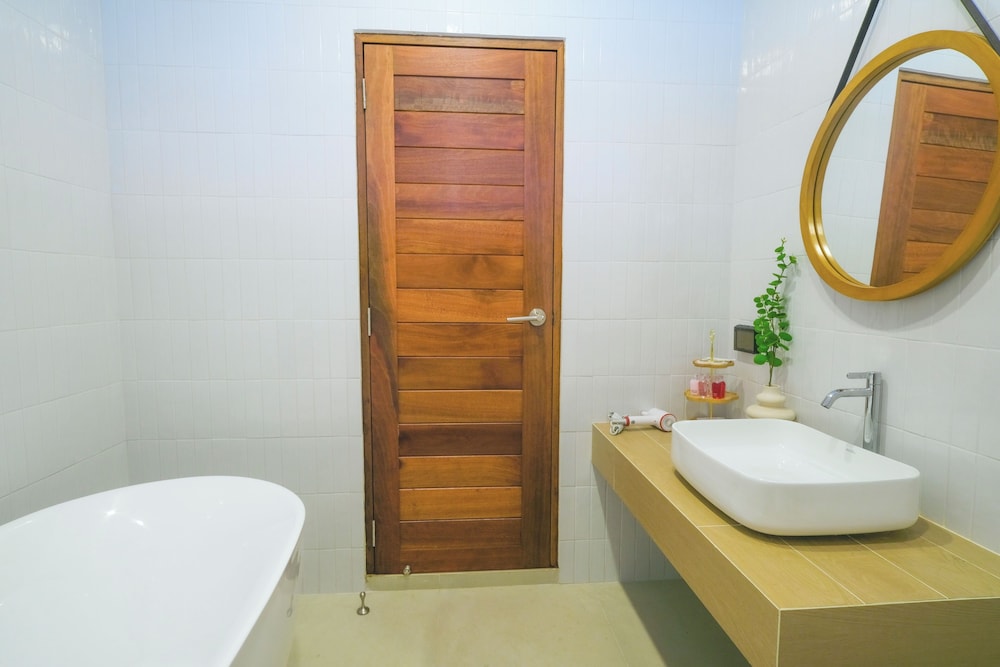 Private Beachfront Villa (112) - Photo 15