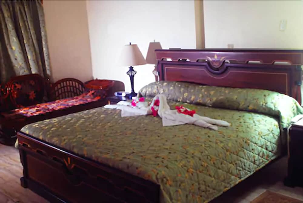 Executive Room, Jetted Tub