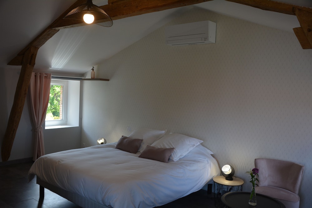 Deluxe Double Room, 1 Bedroom, Garden View (Corvette) photo 1