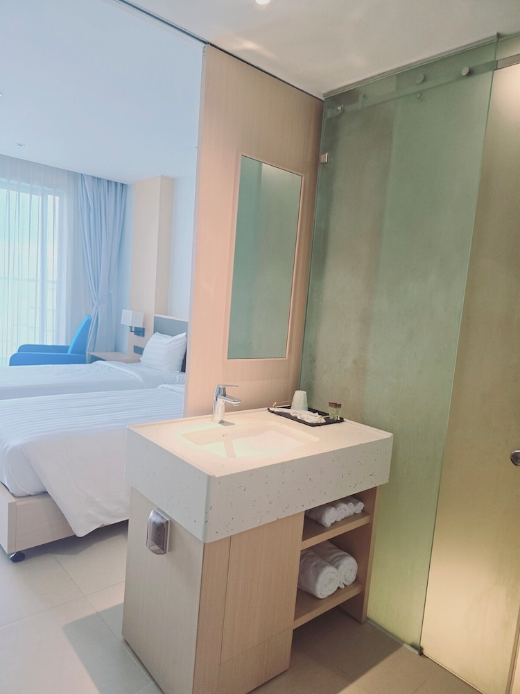 Deluxe Room, Sea View photo 1