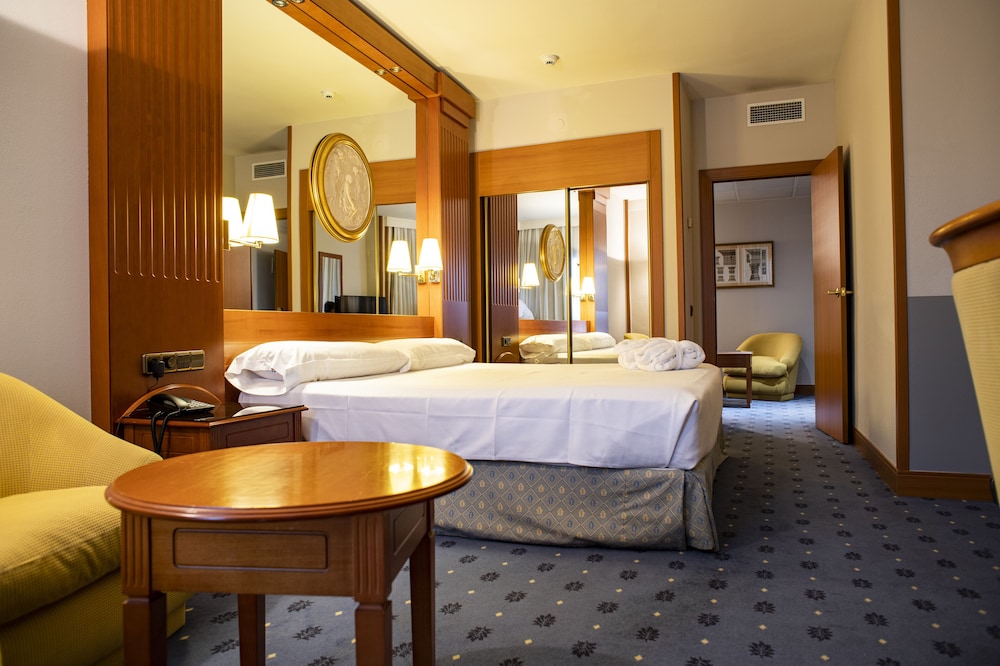 Double Room - Photo 1