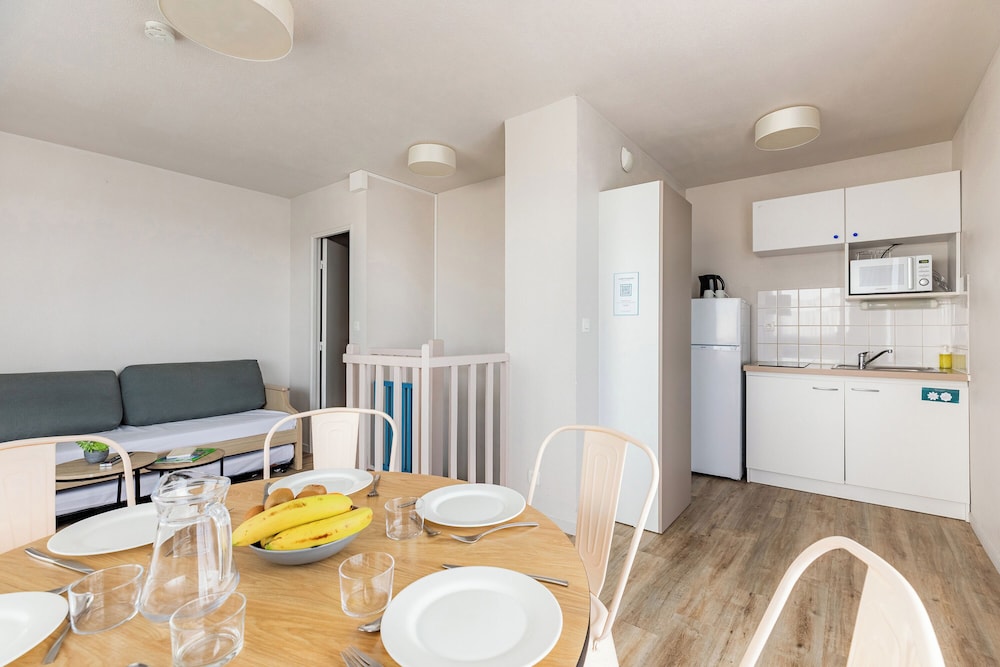 Family Apartment - Photo 5
