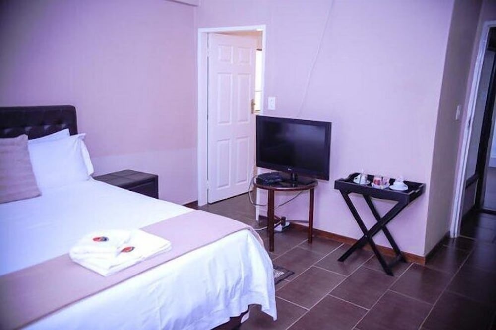Honeymoon suite (VIP cottage) photo 1